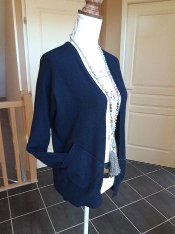 Gilet bleu Marine 38 40 très bon état