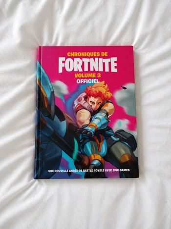 Livre Chroniques de Fortnite Volume 3 Officiel