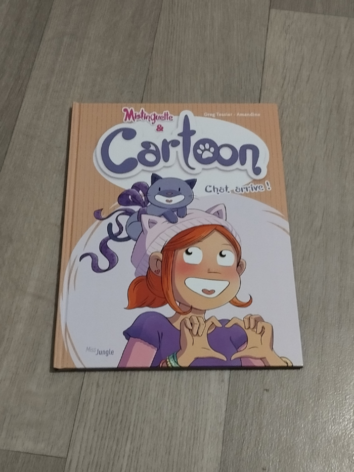 Lot de 4 livres illustrés et bandes dessinées enfant dès 6 ans L104 - photo numéro 5