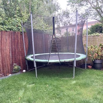 Trampoline