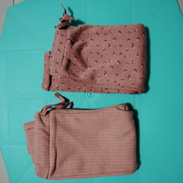 Lot de 2 pantalons hiver 12 mois