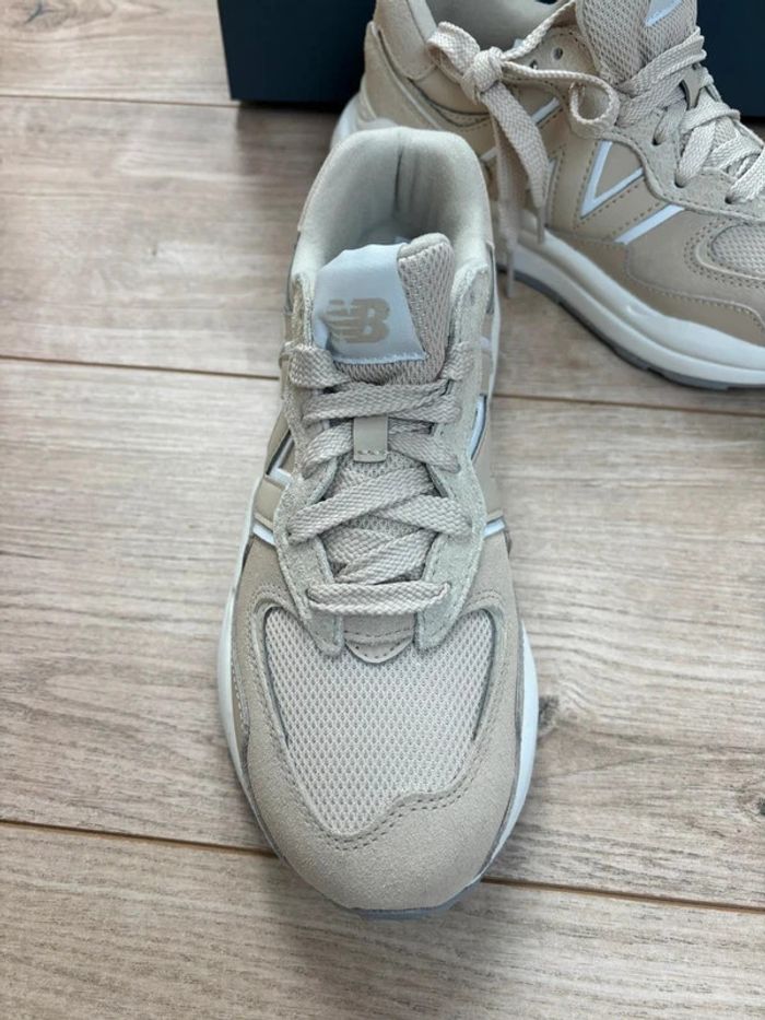 New Balance beige neuves T38 - photo numéro 3