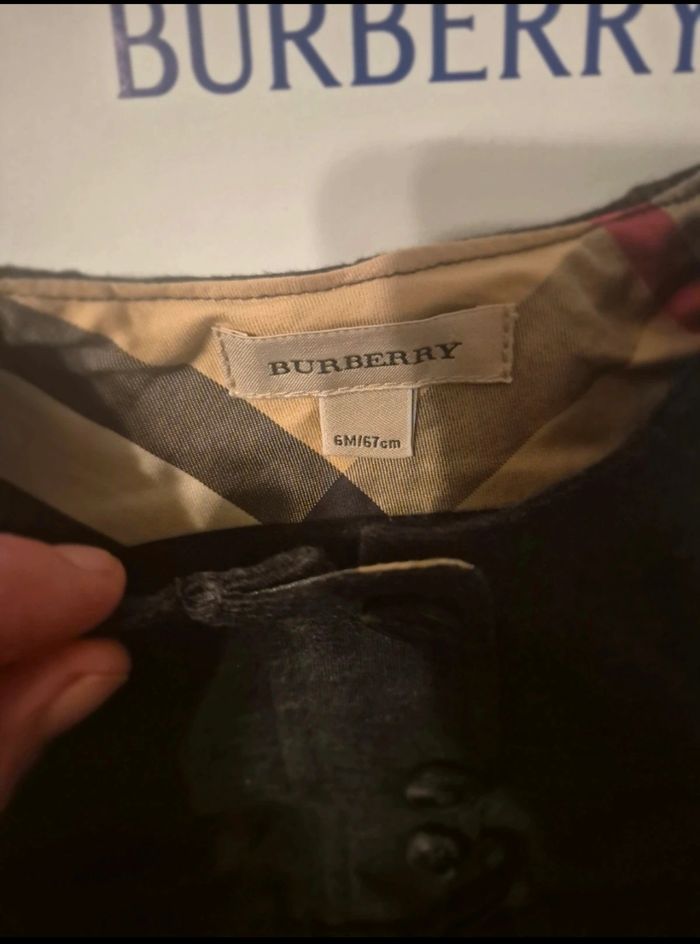 Lots vêtements bb 6. 12 mois burberry - photo numéro 10