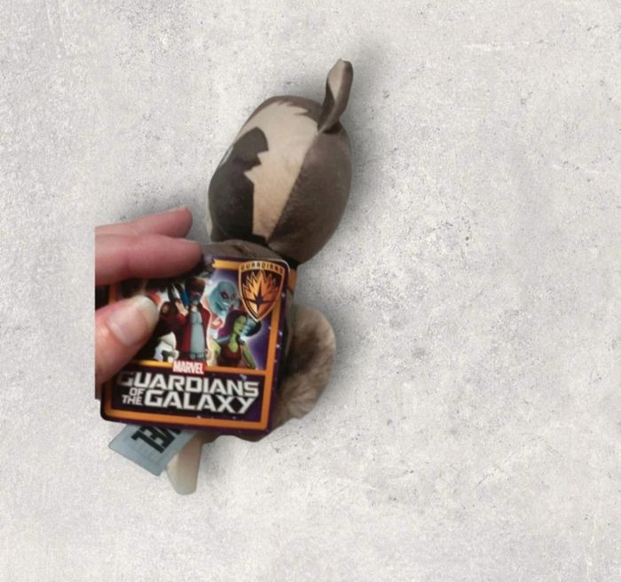 Peluche Rocket Raccoon – Les Gardiens de la Galaxie – Marvel (NEUVE) - photo numéro 4