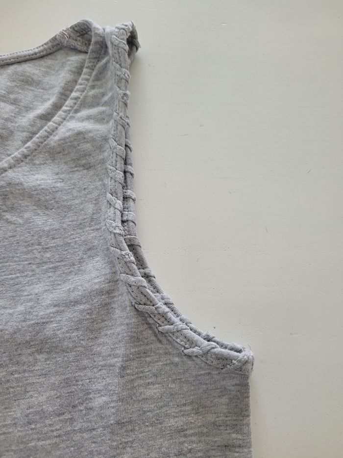 Débardeur gris - photo numéro 3