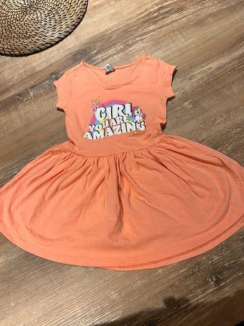 Robe neuve 2-3ans