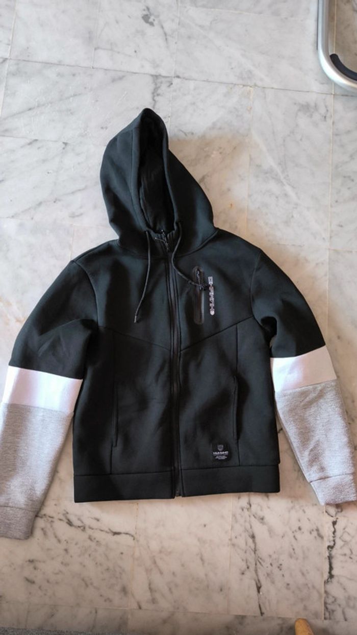 Veste à capuche
