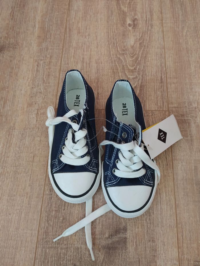 chaussures 28
