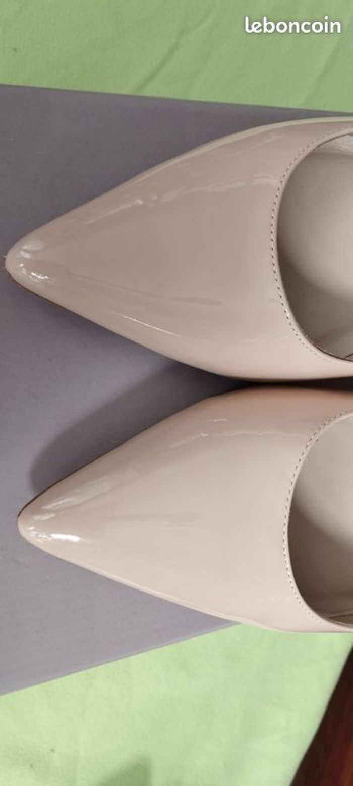 Escarpins 41 San Marina - photo numéro 3