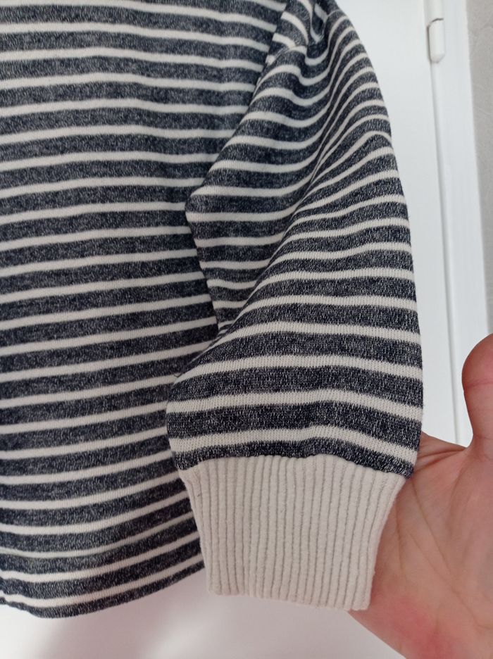 PULL/SWEAT ZARA Rayé Gris/ Blanc Cassé. - photo numéro 5