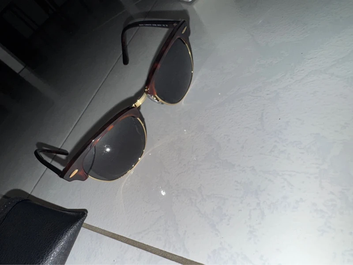 Lunette de soleil - photo numéro 2