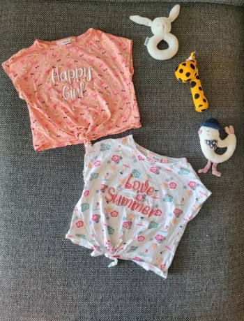 Lot 2 t-shirts crop top fille 3 ans