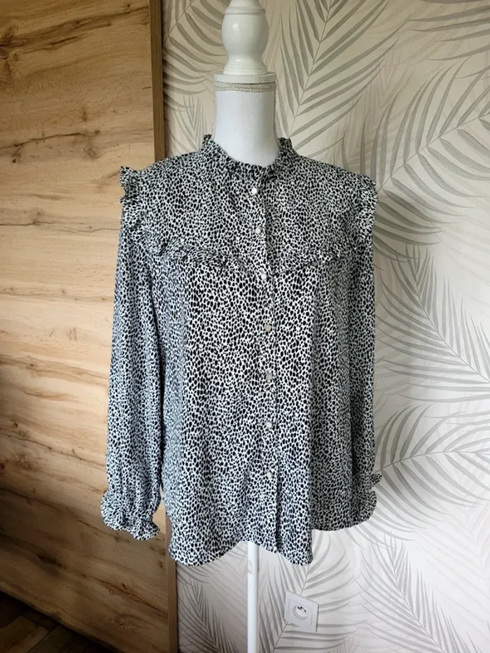 Tres jolie Chemise femme taille M graciela