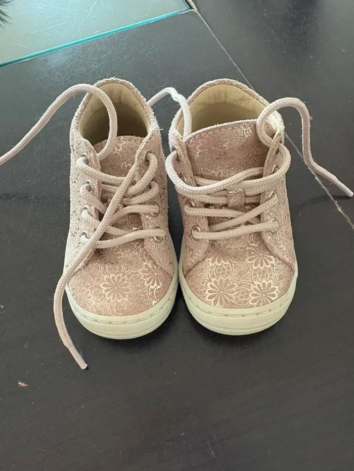 Chaussure bébé fille