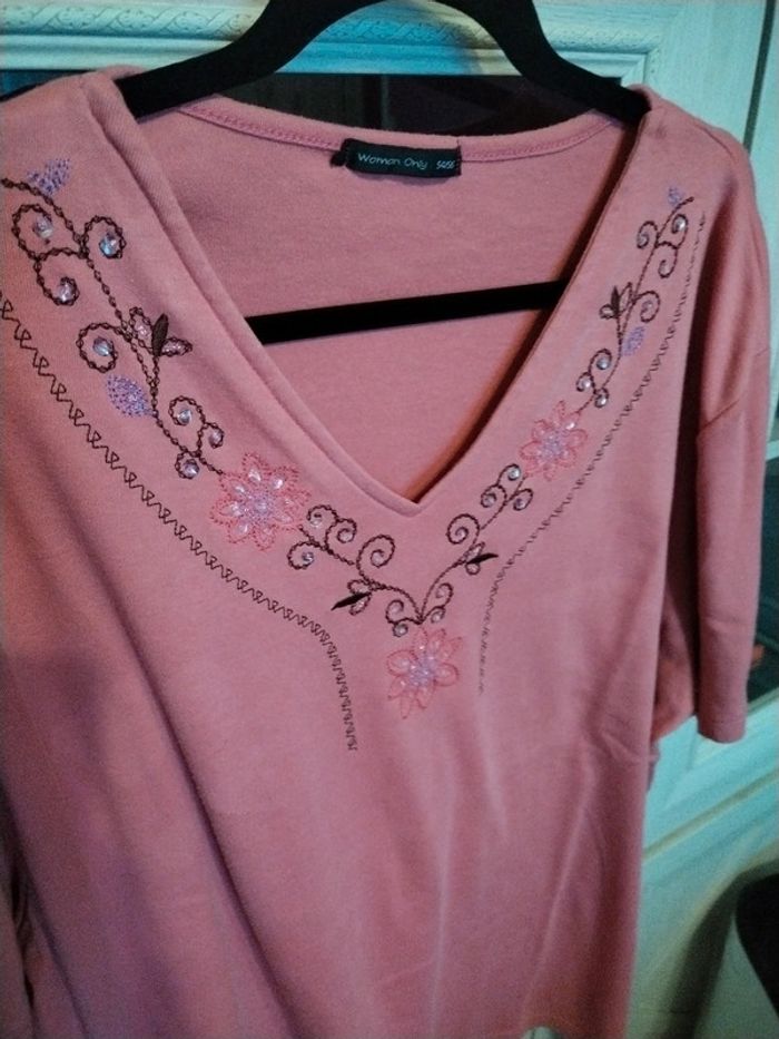 Tee shirt rose - photo numéro 4