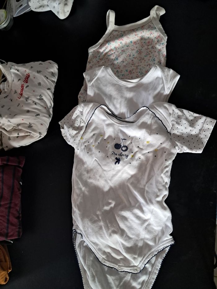 Lot de 3 bodies 18 mois bretelles et mc - petit bateau