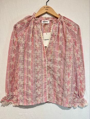 Chemisier rose in April 1986