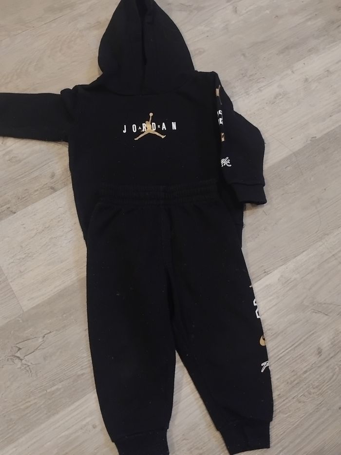 Ensemble bebe