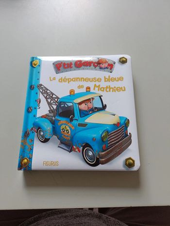 P'tit garçon la dépanneuse bleue de Mathieu