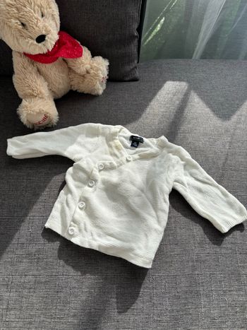 Gilet de naissance en maille blanc 🤍