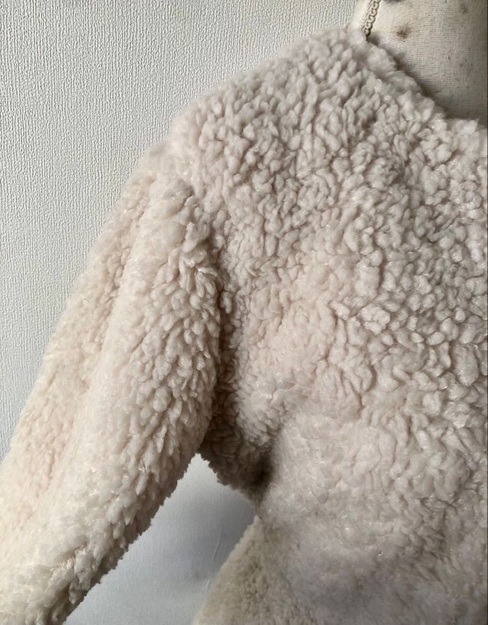 Manteau en fausse fourrure 🧥 • Crème/blanc • Taille XL • Neuf avec étiquette - photo numéro 5