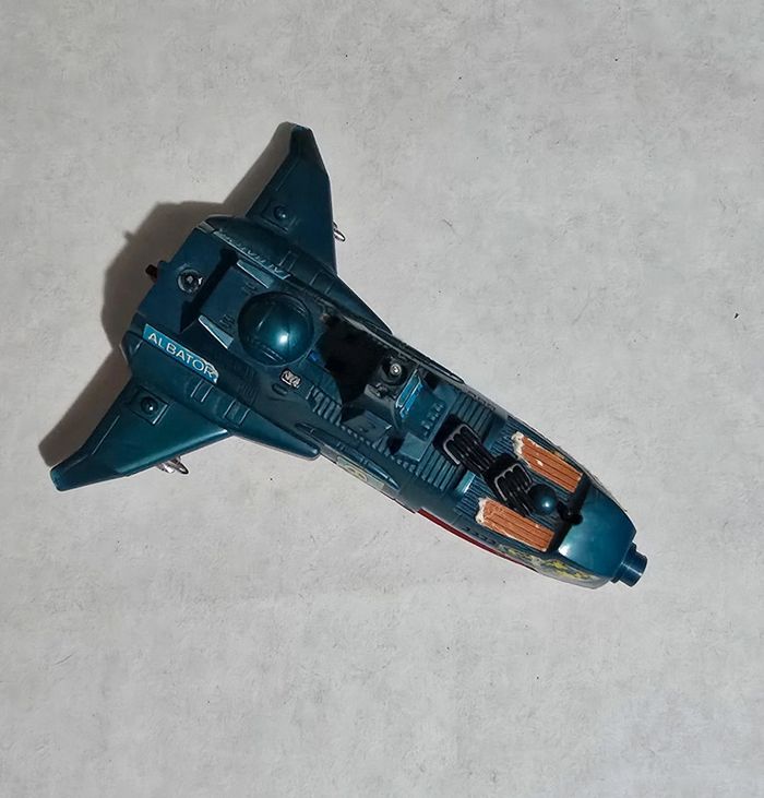 Figurine vaisseau atlantis albator takara - photo numéro 2