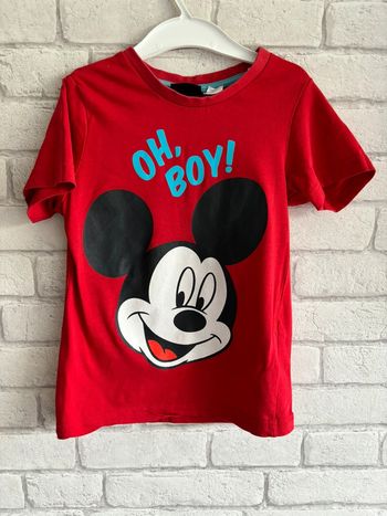 Tee shirt Disney taille 4 ans