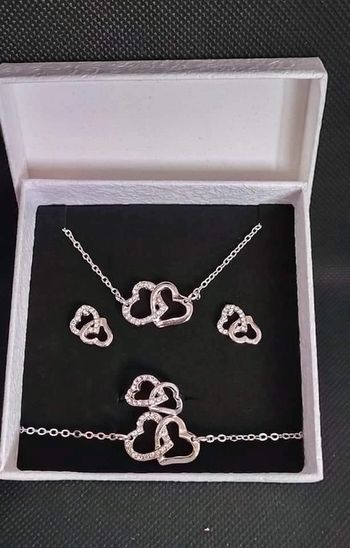 Parure 2 coeurs enlacés 4 pièces