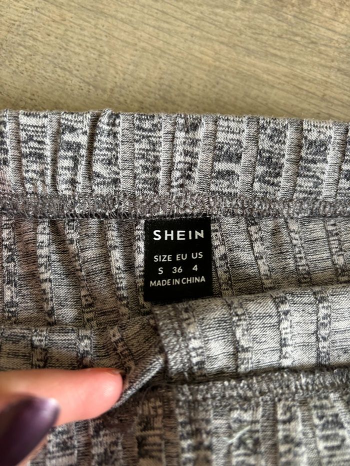 Jupe grise chinée • Shein • Taille S - photo numéro 4