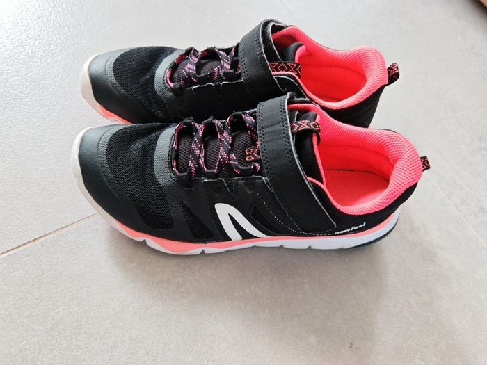 Baskets Newfeel Decathlon taille 37 - photo numéro 3