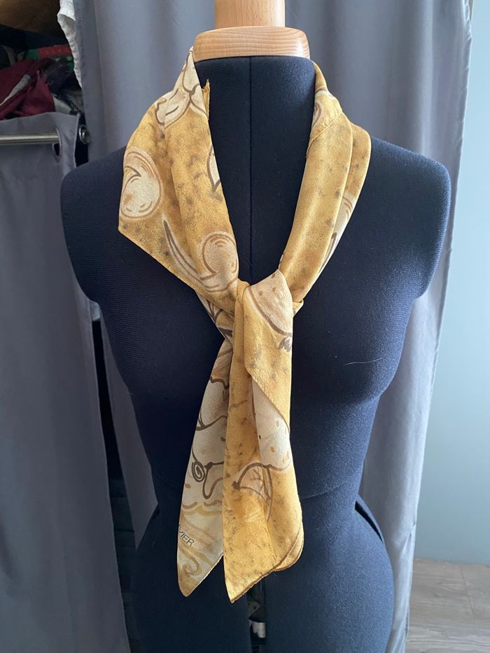 Foulard vintage excellent état