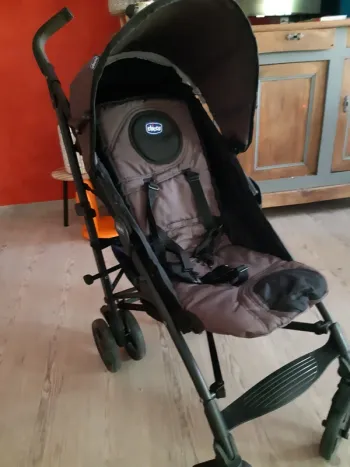 Poussette canne Chicco