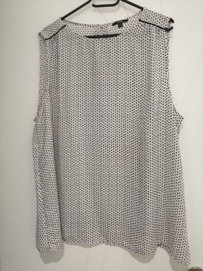 Blouse/haut sans manche