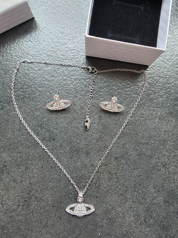 Parure vivienne westwood