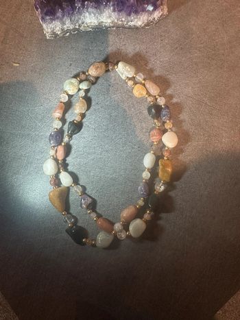 Collier pierres mélangées
