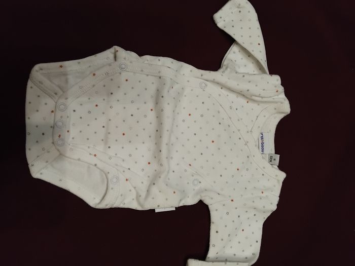 Lot de 7 bodies taille naissance et 1 mois - photo numéro 7