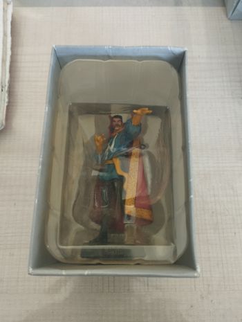 Figurine Marvel docteur strange en plomb 