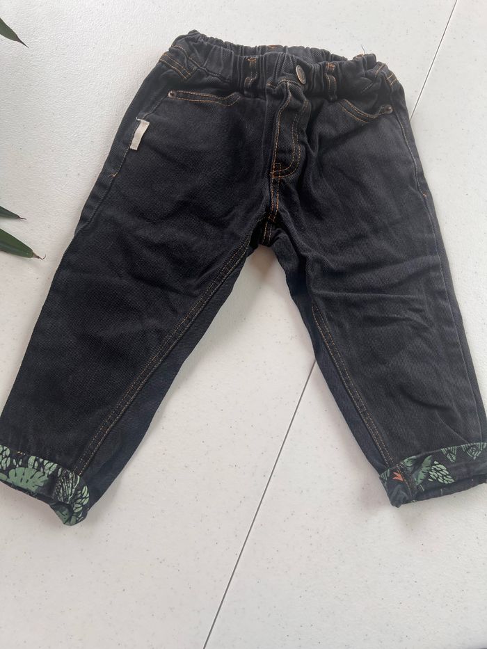 Lot de deux pantalons petit béguin  Taille 2 ans 92 cm  Très bon état    Prix que sur les lots         #bebefille6mois   #bebegarcon #naissance #naissancegarcon #nourrisson #maternité #sacfemme #grossesse #ensemblebebe #prixnegociable #prixlots #chauffebi - photo numéro 4