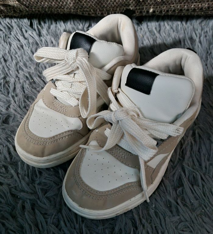 Basket à lacets beige et crème 33 mixte