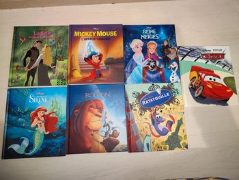 Lot de 7 livres Disney