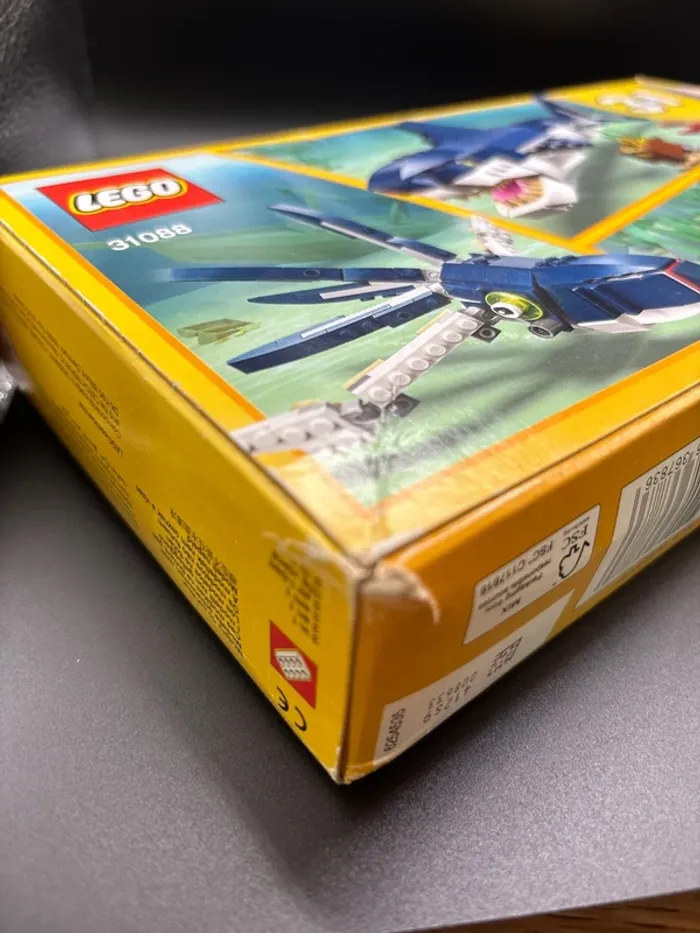 🦈 LEGO Creator 3in1 - Les Créatures des Grands Fonds (31088)🐠 - photo numéro 11