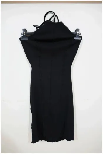 C41 robe noir bershka L