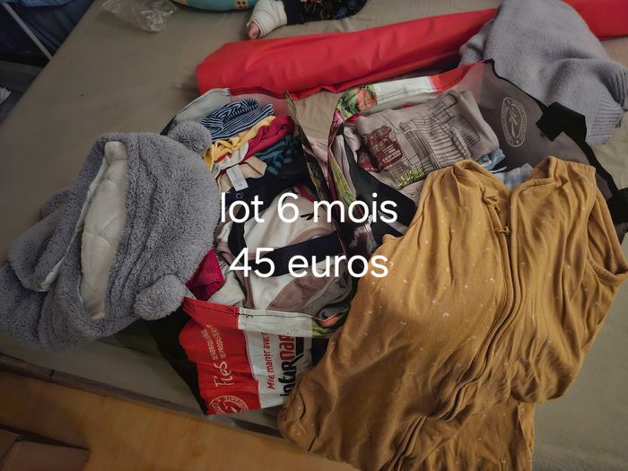 Lot vêtements 6 mois