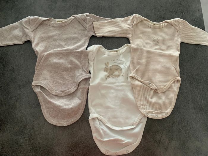 Lot de 3 bodies 1 mois