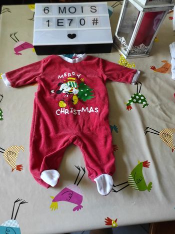 Pyjama 6 mois 🎅🎄