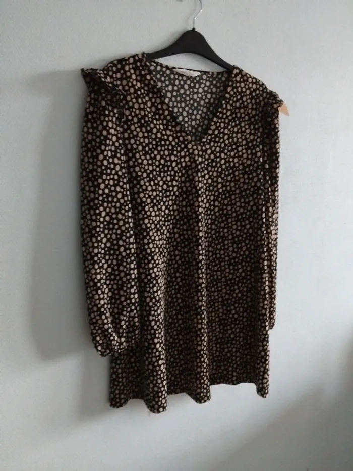 Robe taille 42 - photo numéro 2