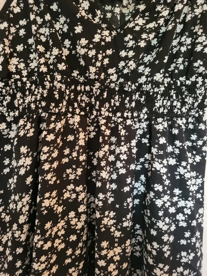 Robe femme - photo numéro 2