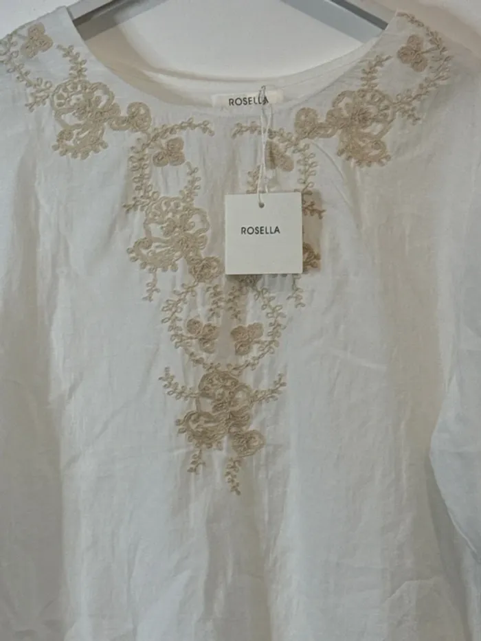Tunique femme blanche brodée – Taille unique (jusqu’au 46) Chic & tendance - photo numéro 2