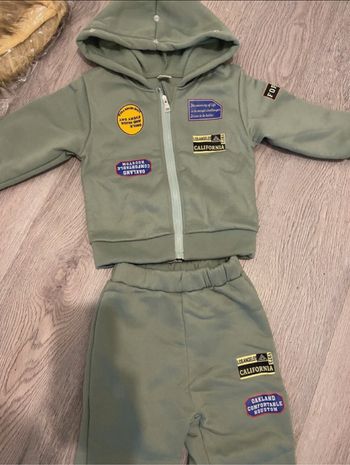 Ensemble garçon taille 4 ans