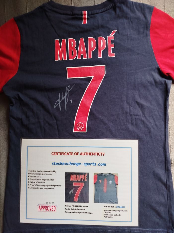 Maillot signé Mbappe PSG certificat authenticité - photo numéro 2